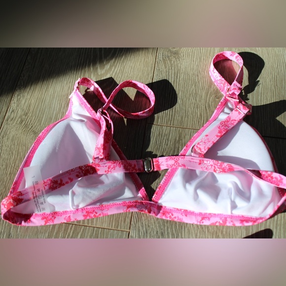 SHEIN Large Pink Bikini - Picture 6 of 7